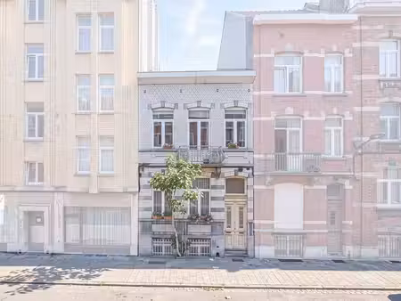 maison de maître avec jardin de ville et atelier indépendant