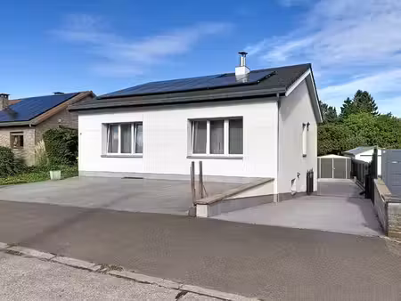 ville entièrement rénovée à crisnée