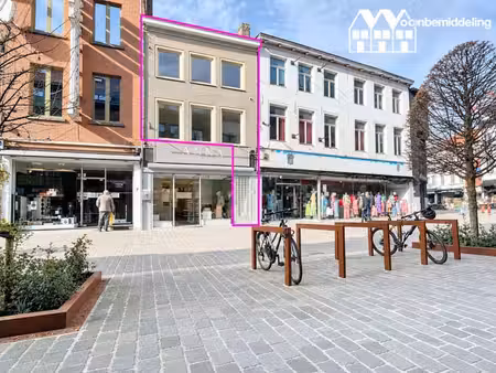 au cœur d'alost : espace commercial/bureau avec apparteme...