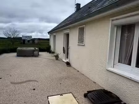bourg avec écoles et commerces - axe fecamp etretat
