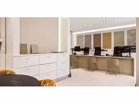 bureau à louer à putte pour € 795