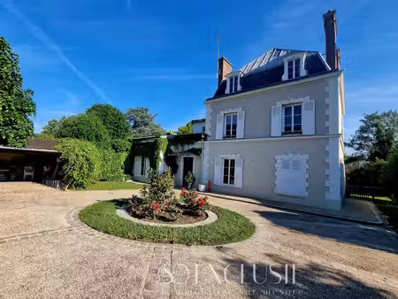 hôtel particulier à vendre à mézières-sur-seine