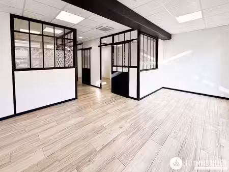 local commercial / bureaux