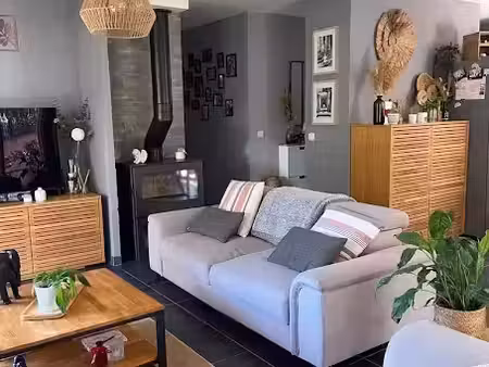 vente maison 4 pièces 88.4 m² à rocbaron (83136)  374 640 €