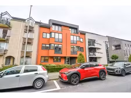 spacieux appartement de 3 chambres avec 2 terrasses et un ga
