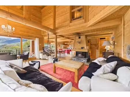 parenthèse alpine au coeur de la tarentaise à montvalezan - 270 m2 - 2500000 €