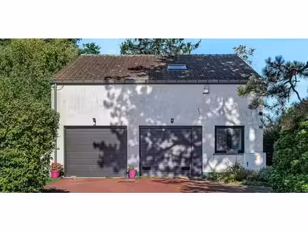 villa à vendre à waterloo pour € 525.000 avec 3 chambres à coucher
