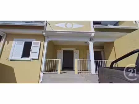appartement f3 bis à louer - 4 pièces - 117 10 m2 - ste suzanne - 974 - reunion