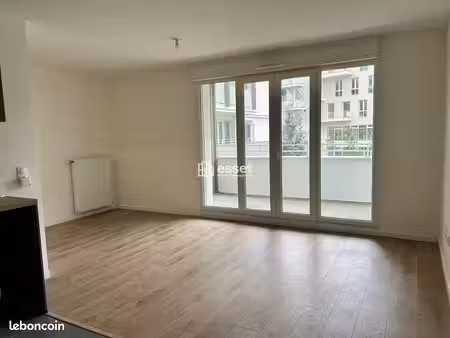 appartement 2 pièces 43.66m² à louer 1044 - cergy 95000