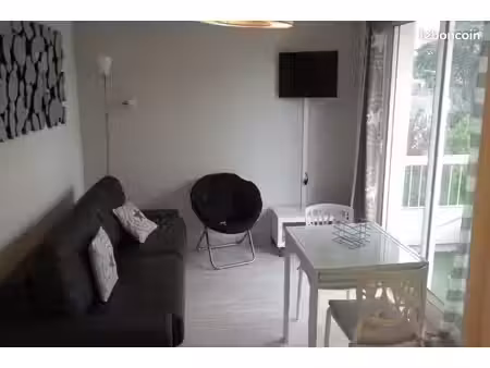 studio 1 pièce 23 m²
