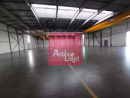 local d'activités à louer
