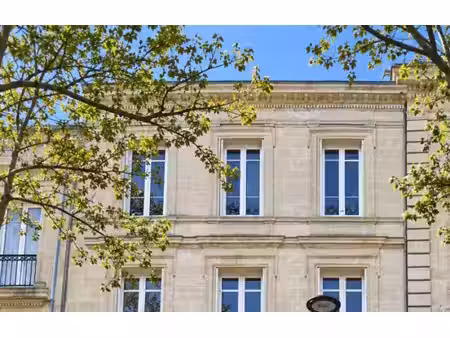 maison de luxe à vendre dans le quartier hôtel de ville-quinconce-saint seurin-fondaudège