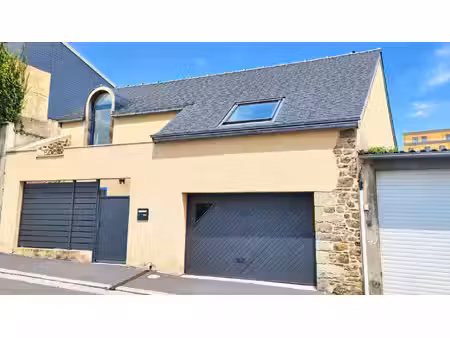 maison de ville à vendre
