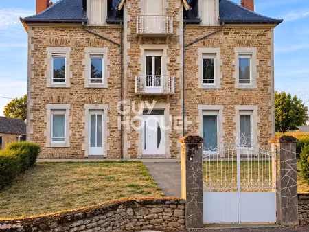 comps-la-grand-ville – elégante demeure en pierre de 234 m² sur un terrain de 1819 m2