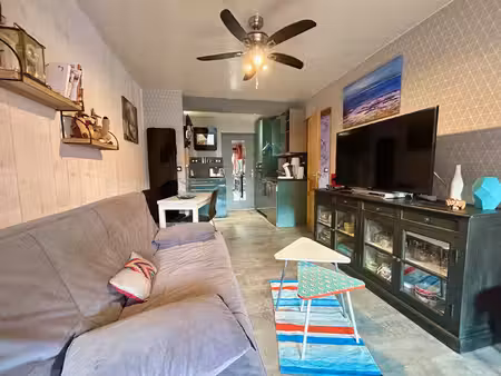 appartement t2 meublé parfaitement équipé avec grande terras