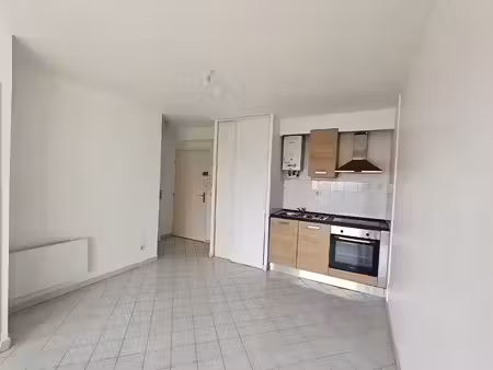location à l’année - appartement 2 pièces - 26 91m2