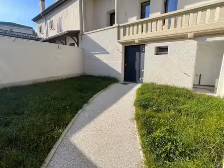 maison de village avec jardin