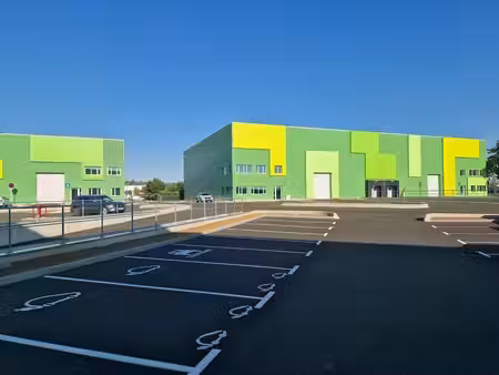 location local d’activités 7795m²