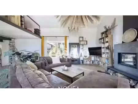 vente maison 8 pièces de 229m² - 69420 condrieu
