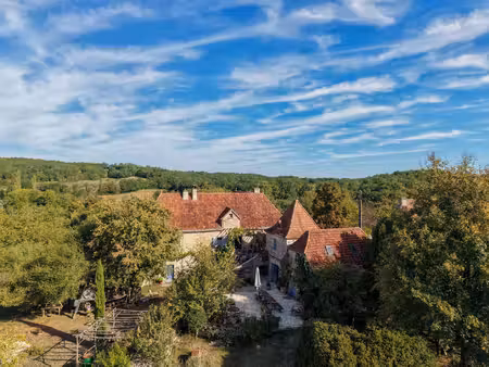 coeur de causse – ensemble immobilier de caractere avec deux maisons  piscine  dependances