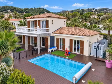 la colle sur loup - villa 4/5p + st. indépendant - 162 m² terrasses - piscine - terrain...