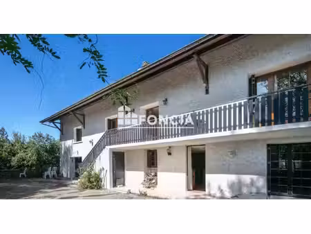 brézins – maison familiale de 118 m² – grandes annexes – terrain de 965 m²