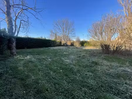 terrain 1040 m² - saint sulpice et cameyrac (33450)