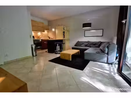 t2 meublé – annecy-le-vieux – terrasse & parking