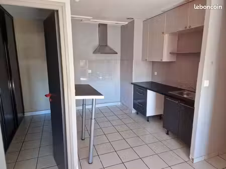 location appartement t3 + garage