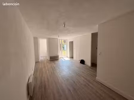 appartement chalonnes centre 46m2
