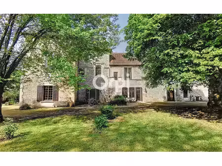 maison manois 482 m² t-12 à vendre  1 038 000 €