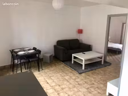 2 pieces meublé 49 m2