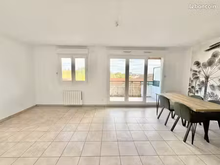 appartement 3 pièces 64 m²
