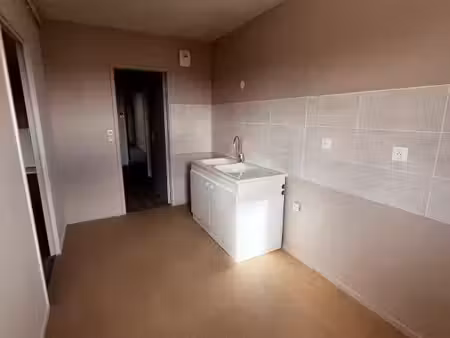 appartement 3 pièces 81 m²