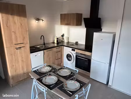 location meublée – t2 de 40 m² – la balme-de-sillingy loyer : 1 100 / mois aucun frais d’a