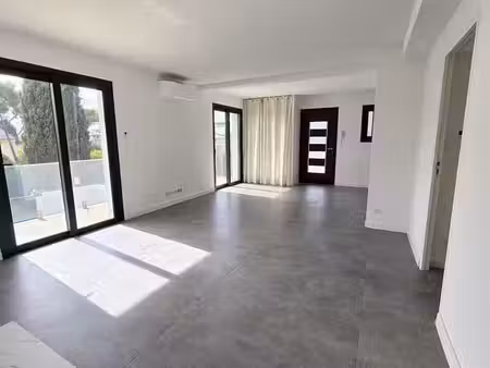 le cannet  4p 74.09m² vide climatisé 1er ét. 2 pk  terrasse 60m²   au calme