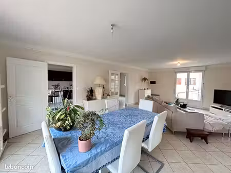 maison 6 pièces 154 m²