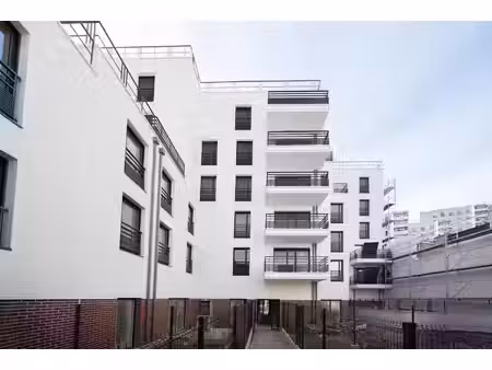 location appartement 3 pièces 76 m² à saint-ouen (93400)  1 550 €