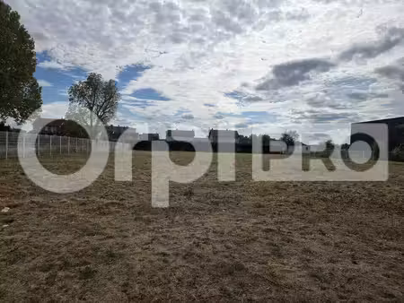 terrain constructible neuf à vendre