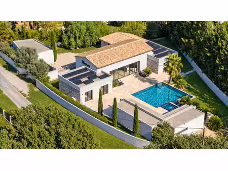 villa de luxe à vendre dans le quartier ouest