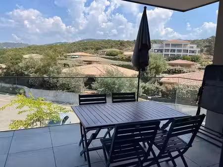 location meublée appartement 2 pièces 47 m² à albitreccia (20128)  900 €
