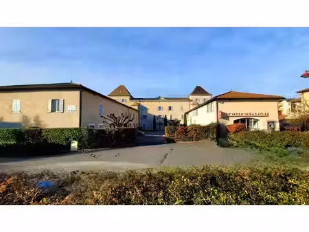 local en rdj investissement locatif  vendu loue