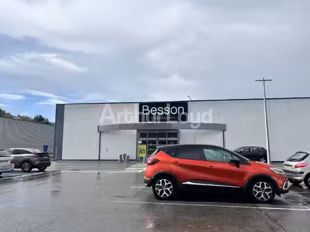 local commercial à louer