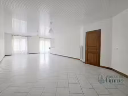 location appartement 5 pièces meublé à cognac (16100) : à louer 5 pièces meublé / 107m² co