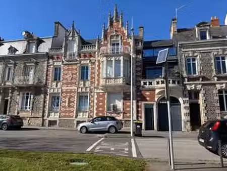 location bureaux et commerces à saint-nazaire (44600) : à louer / 55m² saint-nazaire