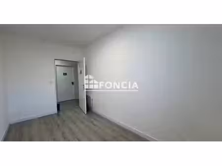 local commercial à louer