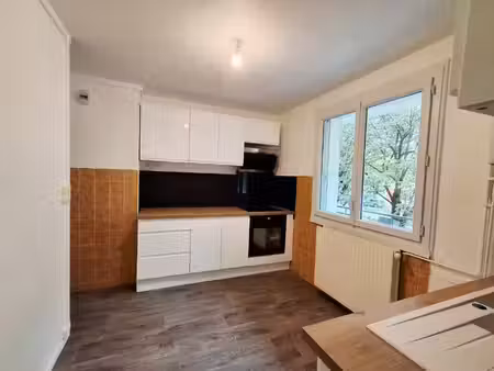 location appartement 3 pièces 59 m² à villeurbanne (69100)