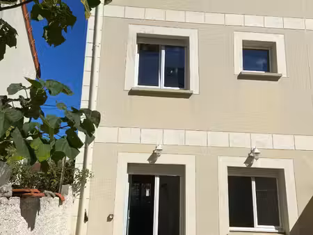 location maison 5 pièces  112.24m²  saint