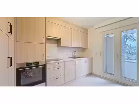 appartement à louer à brugge pour € 925 avec 3 chambres à coucher