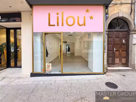 local d'activités à louer